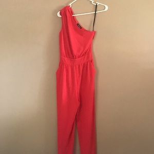 Jumpsuit one shoulder